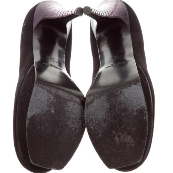 YVES SAINT LAURENT Ostrich Leg Tribute Pumps Sz8.5 - Picture 5 of 5